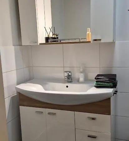 Apartman House With2 Bedroom, Bath, Sauna, And Big Yard Hyvinkää